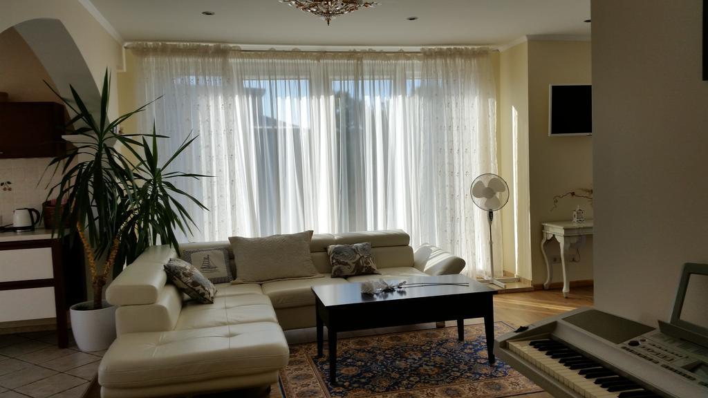 Baltas Namas Otel Palanga Dış mekan fotoğraf