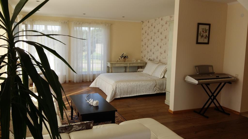Baltas Namas Otel Palanga Dış mekan fotoğraf