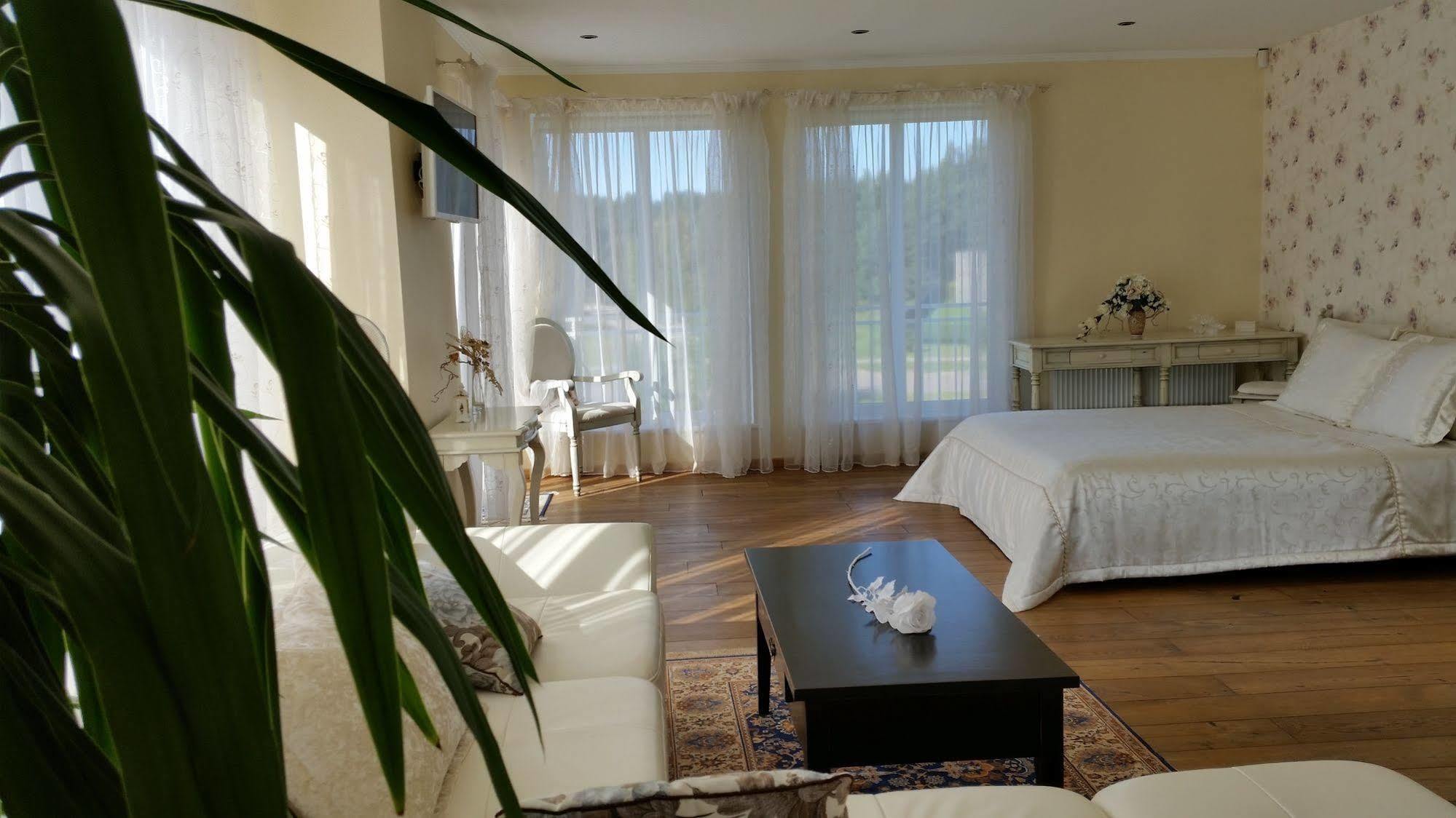 Baltas Namas Otel Palanga Dış mekan fotoğraf