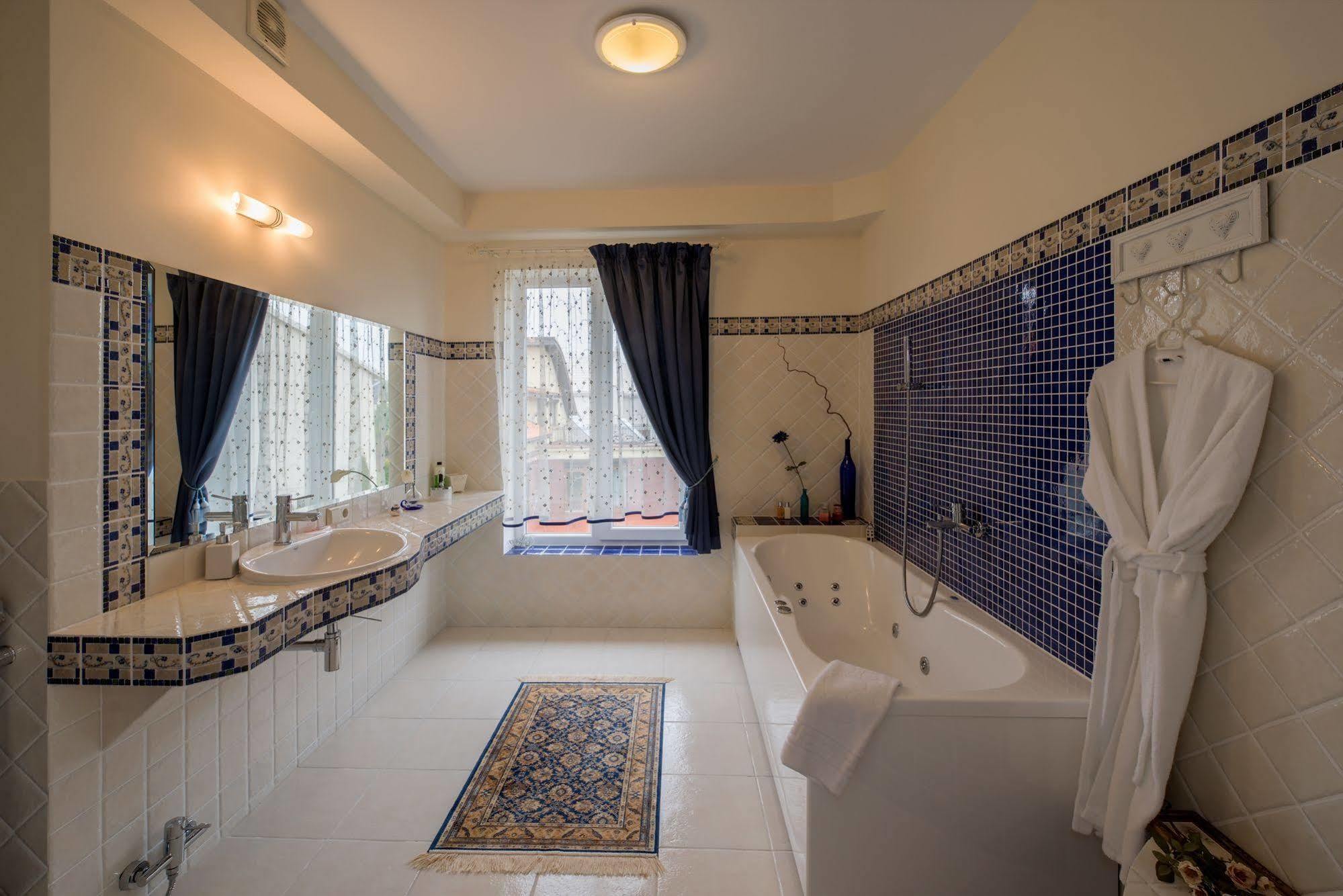 Baltas Namas Otel Palanga Dış mekan fotoğraf