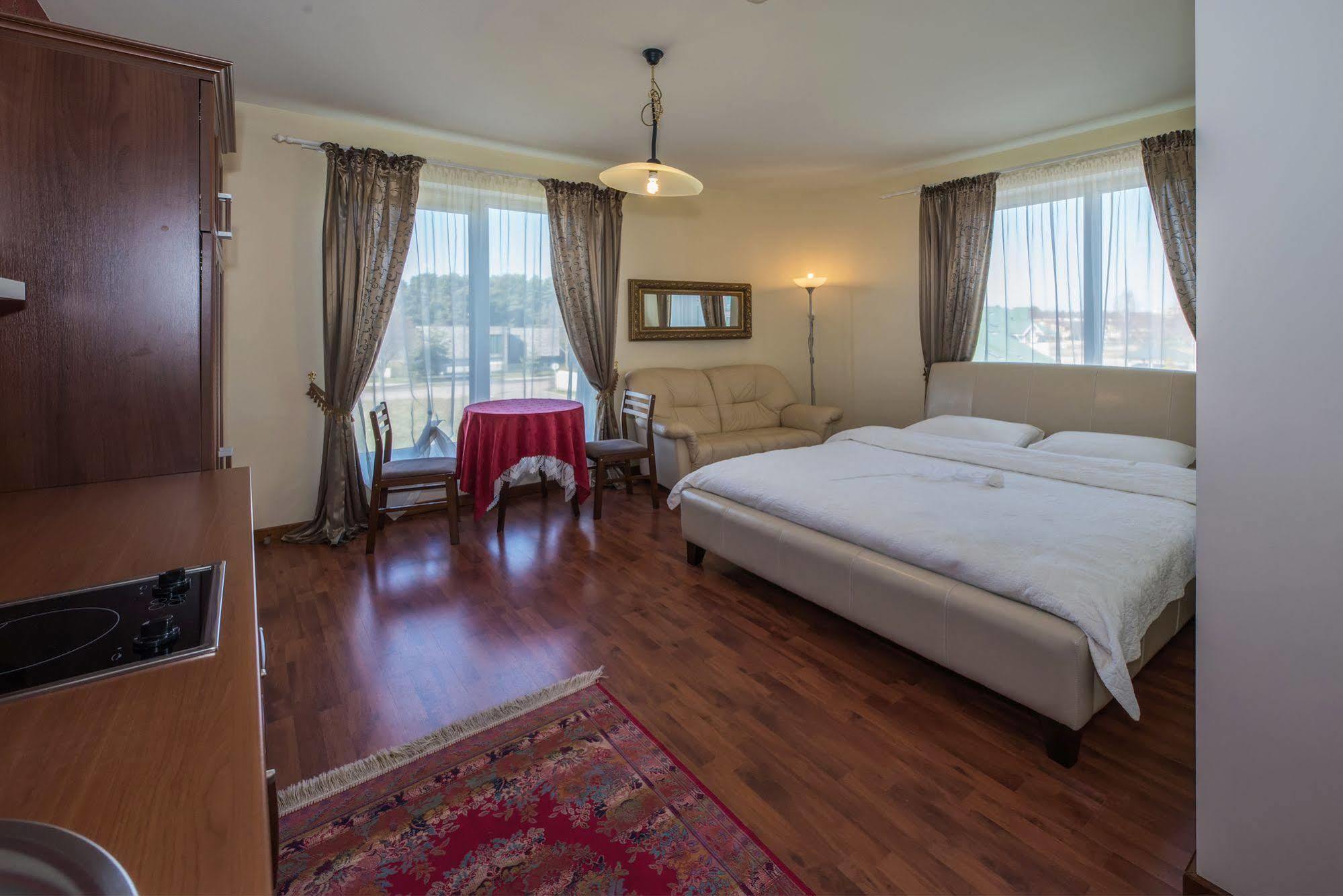Baltas Namas Otel Palanga Dış mekan fotoğraf
