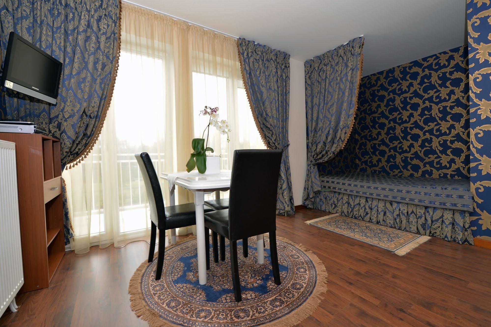 Baltas Namas Otel Palanga Dış mekan fotoğraf